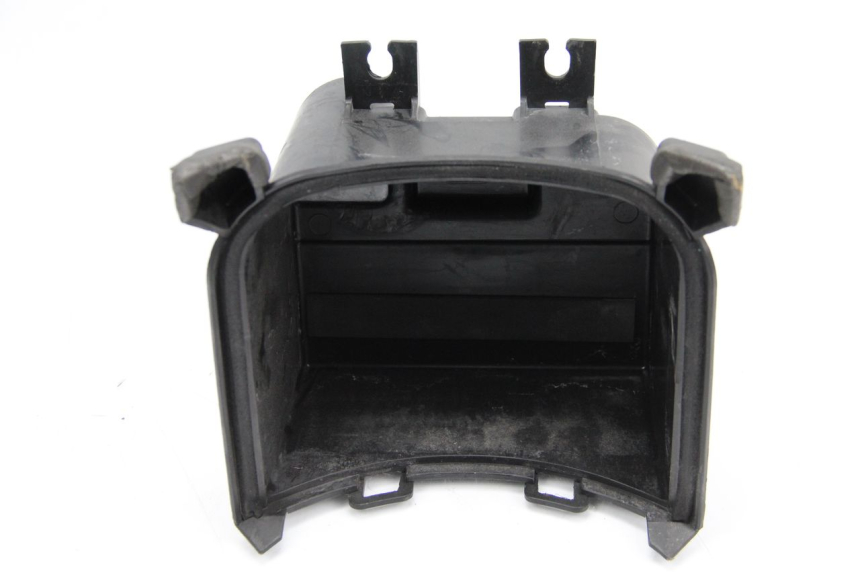 photo de BATTERIEKASTEN YAMAHA CYGNUS X INJECTION 125 (2007 - 2013) - Zoom auf Gebrauchszustand