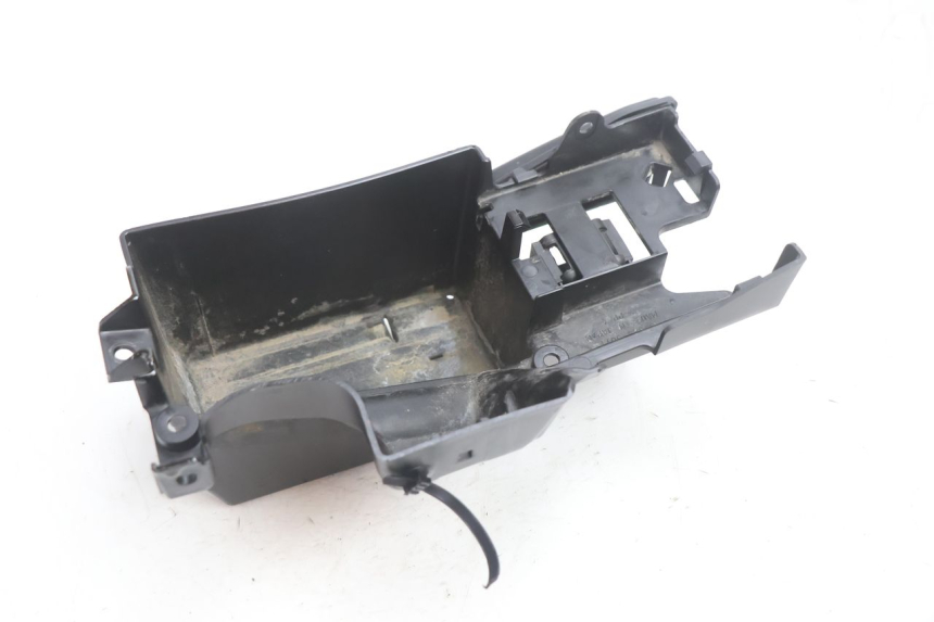 photo de BATTERIEKASTEN KAWASAKI ER-6 ER6 N 650 (2005 - 2009) - Zoom auf Gebrauchszustand