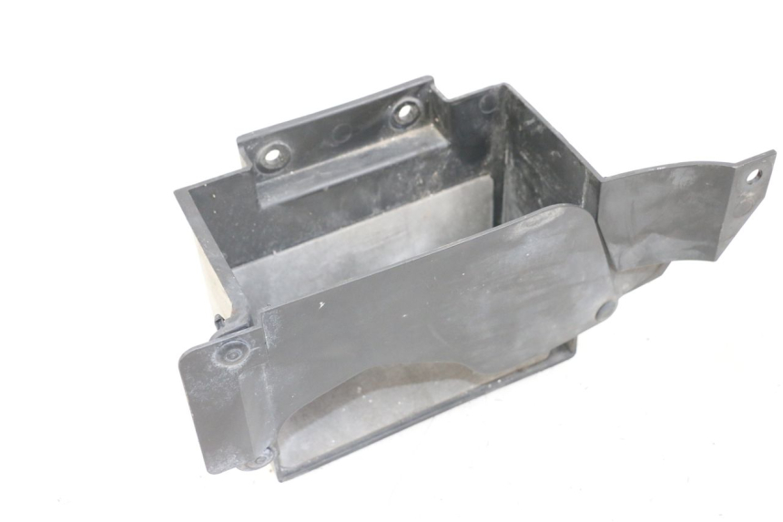 photo de BATTERIEFACH YAMAHA FJR ABS 1300 (2006 - 2012) - Technische Nahaufnahme