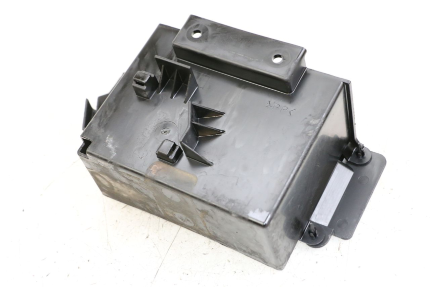 photo de BATTERIEFACH YAMAHA FJR ABS 1300 (2006 - 2012) - Detailansicht des Bauteils