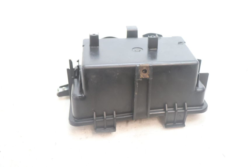 photo de BATTERIEKASTEN HONDA FJS SILVER WING SILVERWING 400 (2005 - 2008) - Technische Nahaufnahme