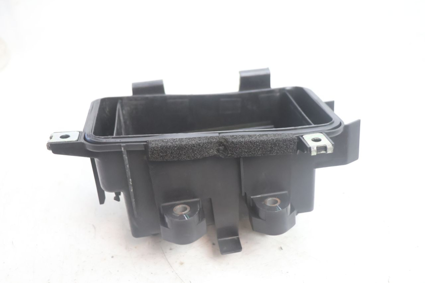 photo de BATTERIEKASTEN HONDA FJS SILVER WING SILVERWING 400 (2005 - 2008) - Zoom auf Gebrauchszustand