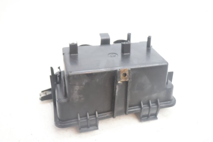 photo de BATTERIEKASTEN HONDA FJS SILVER WING SILVERWING 400 (2005 - 2008) - Technische Nahaufnahme