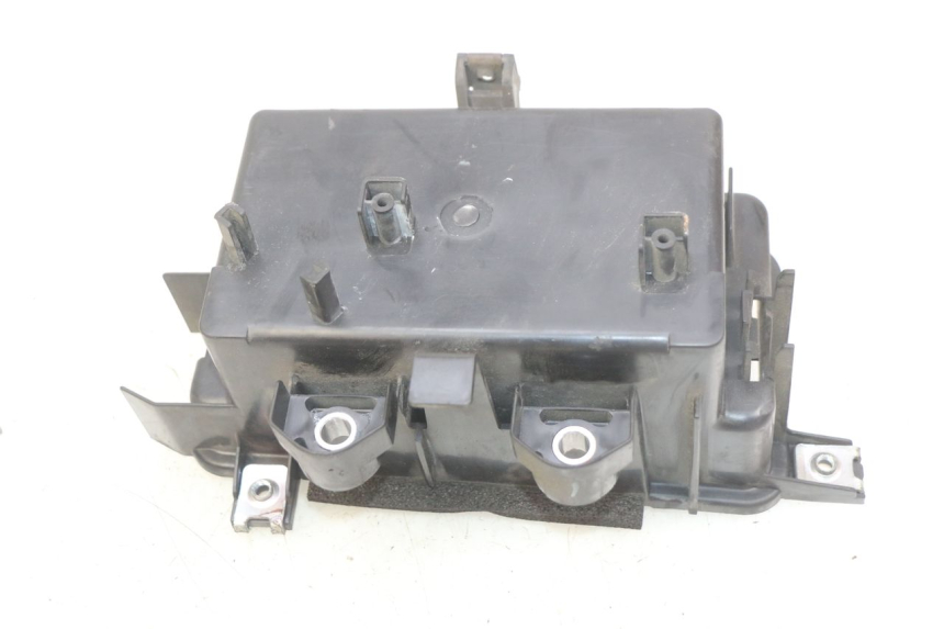 photo de BATTERIEFACH HONDA FJS SILVERWING SILVER WING 400 (2009 - 2016) - Zoom auf Gebrauchszustand