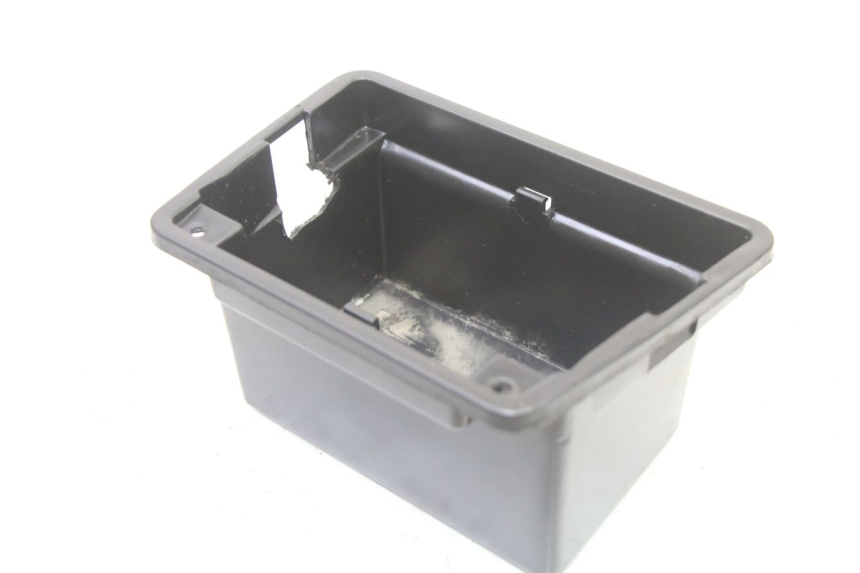 photo de BATTERIEFACH VENESI FLY RETRO 4T 50 (2020 - 2025) - Detailansicht des Bauteils