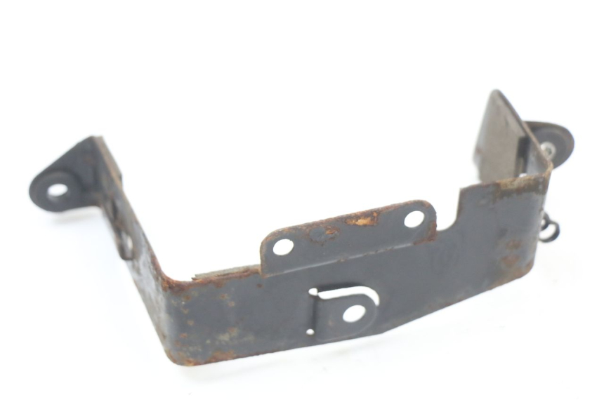 photo de BATTERIEKASTEN SUZUKI GN 125 (1997 - 2000) - Zoom auf Gebrauchszustand