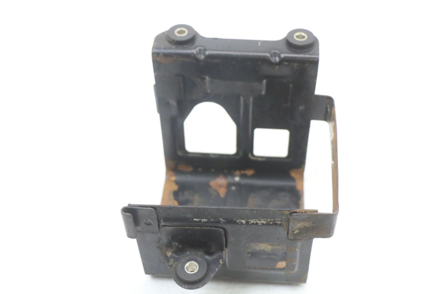 photo de BATTERIEKASTEN SUZUKI GSX E 250 (1982 - 1983) - Detailansicht des Bauteils