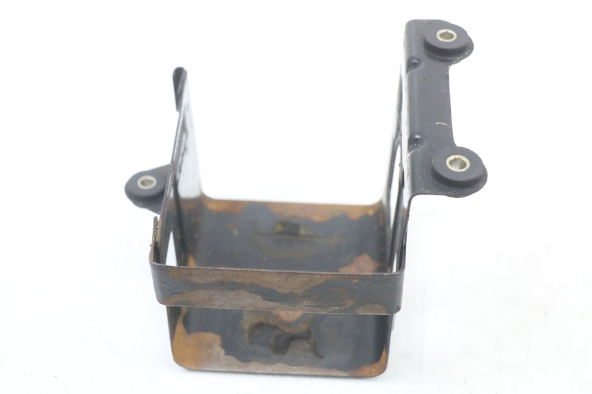 photo de BATTERIEKASTEN SUZUKI GSX E 250 (1982 - 1983) - Zoom auf Gebrauchszustand