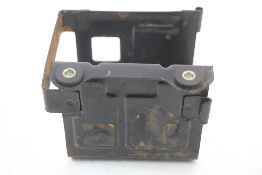 photo de BATTERIEKASTEN SUZUKI GSX E 250 (1982 - 1983) - Alternative Perspektive