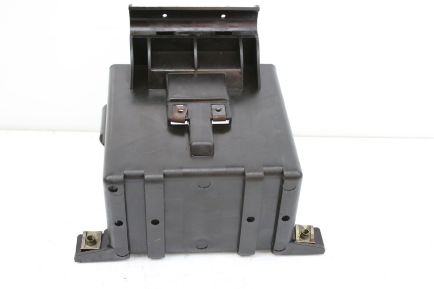 photo de BATTERIEFACH PIAGGIO HEXAGON 2T 125 (1994 - 1998) - Zoom auf Gebrauchszustand