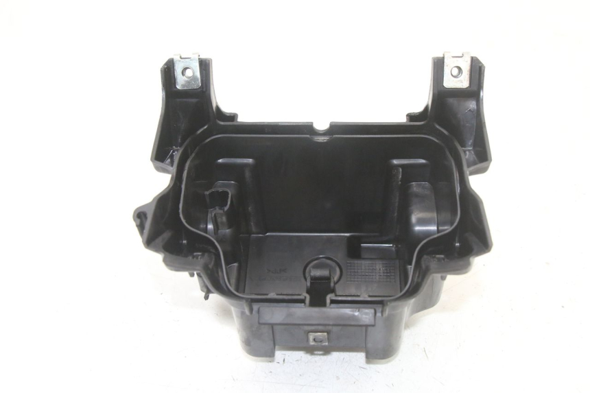photo de BATTERIEKASTEN HONDA PCX (JF57/JF64) 125 (2014 - 2018) - Detailansicht des Bauteils