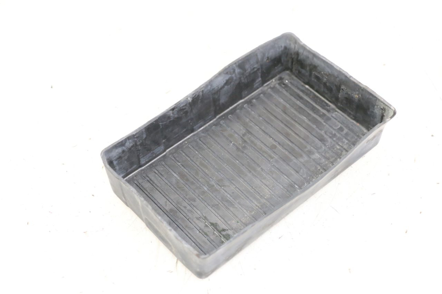 photo de BATTERIEKASTEN HUSQVARNA SVARTPILEN 401 (2018 - 2023) - Oberflächenzustand und Material