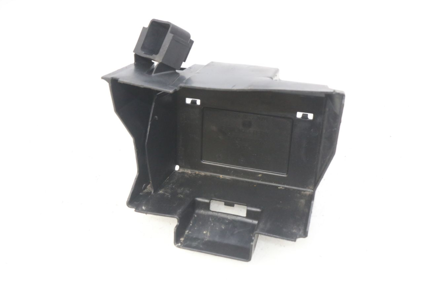 photo de BATTERIEFACH HONDA INTEGRA NC D 750 (2016 - 2018) - Zoom auf Gebrauchszustand