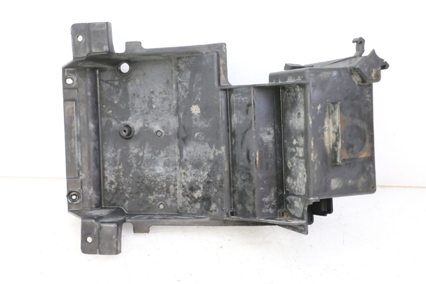 photo de BATTERIEFACH KAWASAKI ZR7 ZR-7 S 750 (1999 - 2004) - Technische Nahaufnahme