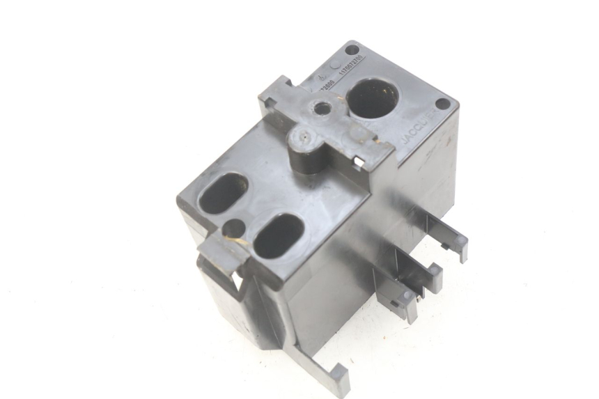 photo de BATTERIEKASTEN PEUGEOT LUDIX BLASTER 50 (2006 - 2014) - Detailansicht des Bauteils