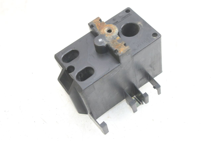 photo de BATTERIEFACH PEUGEOT LUDIX 50 (2005 - 2007) - Detailansicht des Bauteils