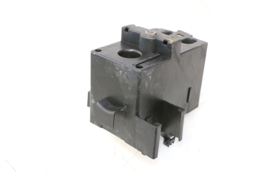 photo de BATTERIEKASTEN PEUGEOT LUDIX PRO 2T 50 (2010 - 2017) - Alternative Perspektive