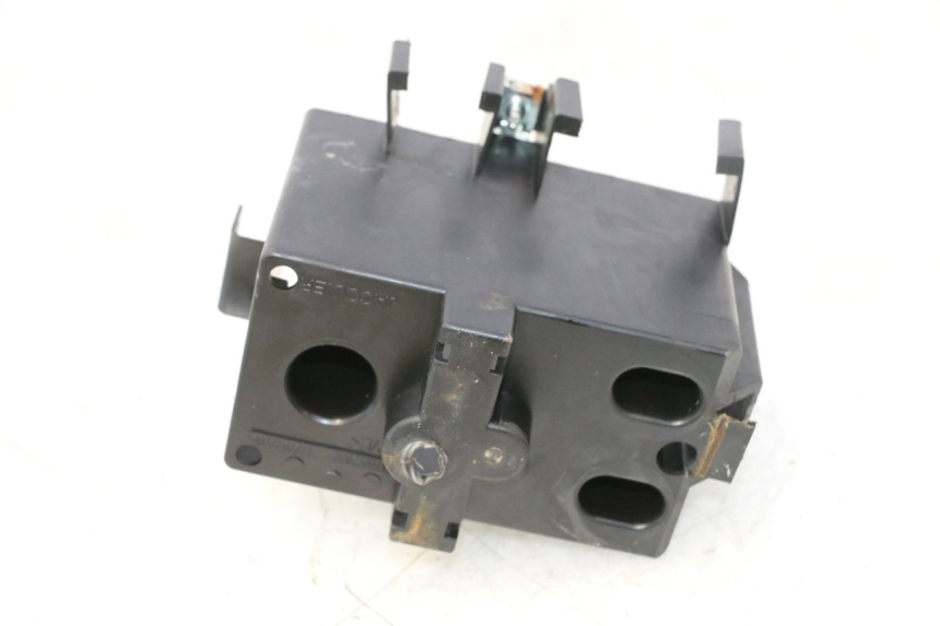 photo de BATTERIEKASTEN PEUGEOT LUDIX PRO 2T 50 (2010 - 2017) - Technische Nahaufnahme