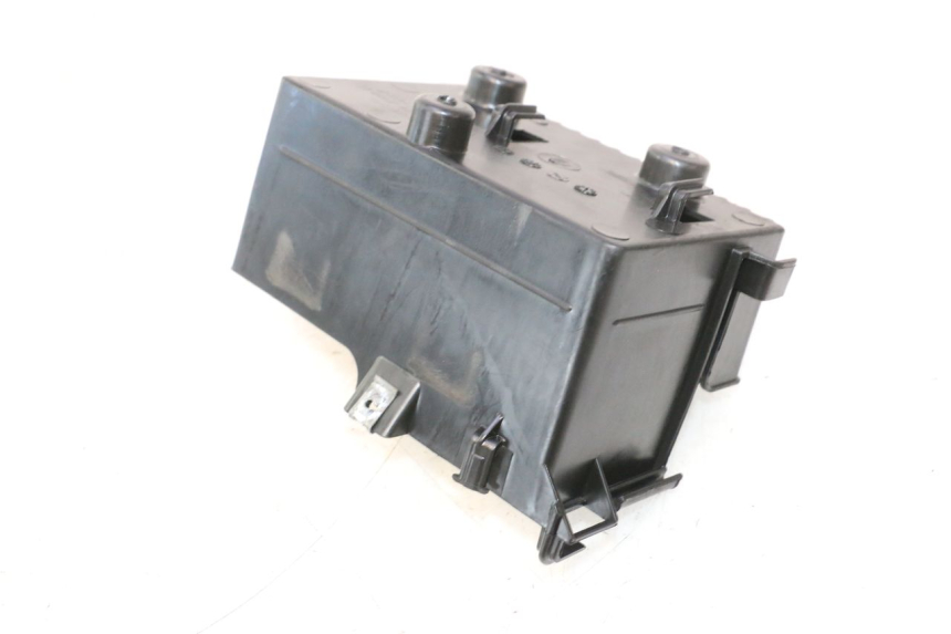 photo de BATTERIEKASTEN KYMCO LIKE 4T 50 (2019 - 2025) - Zoom auf Gebrauchszustand