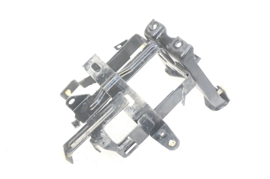 photo de BATTERIEFACH HONDA NHX LEAD 110 (2008 - 2010) - Zoom auf Gebrauchszustand