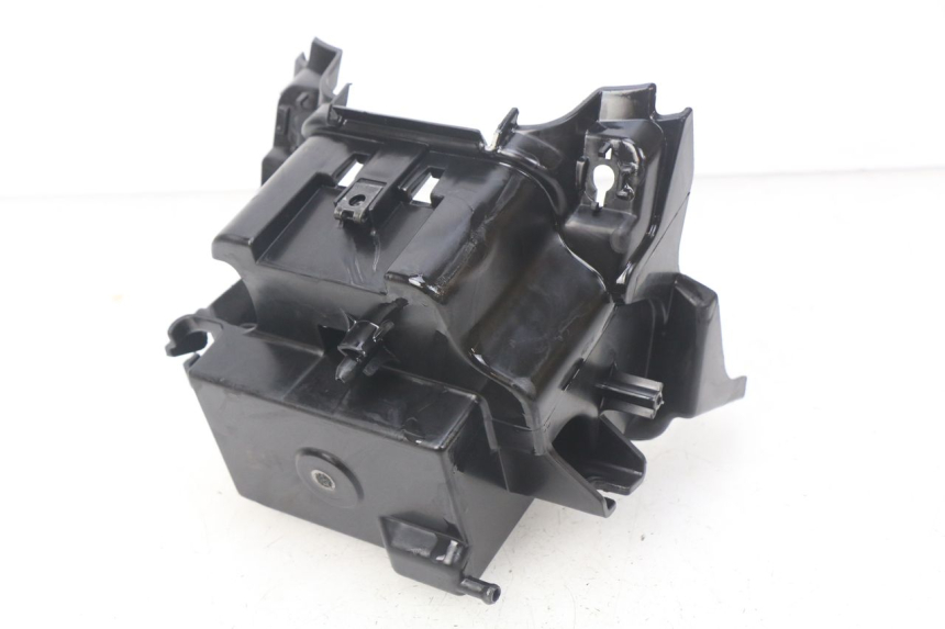 photo de BATTERIEKASTEN HONDA PCX (JF57/JF64) 125 (2014 - 2018) - Zoom auf Gebrauchszustand