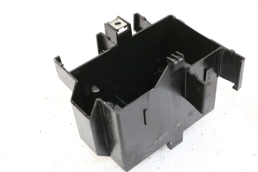 photo de BATTERIEFACH PEUGEOT LUDIX 50 (2008 - 2017) - Technische Nahaufnahme