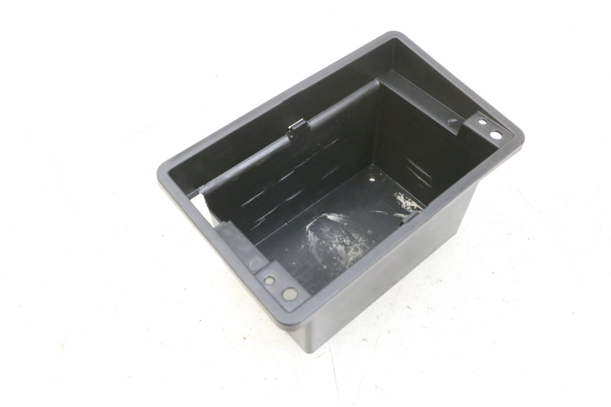 photo de BATTERIEKASTEN JM MOTORS SANTANA EVO 50 (2024 - 2026) - Hauptansicht