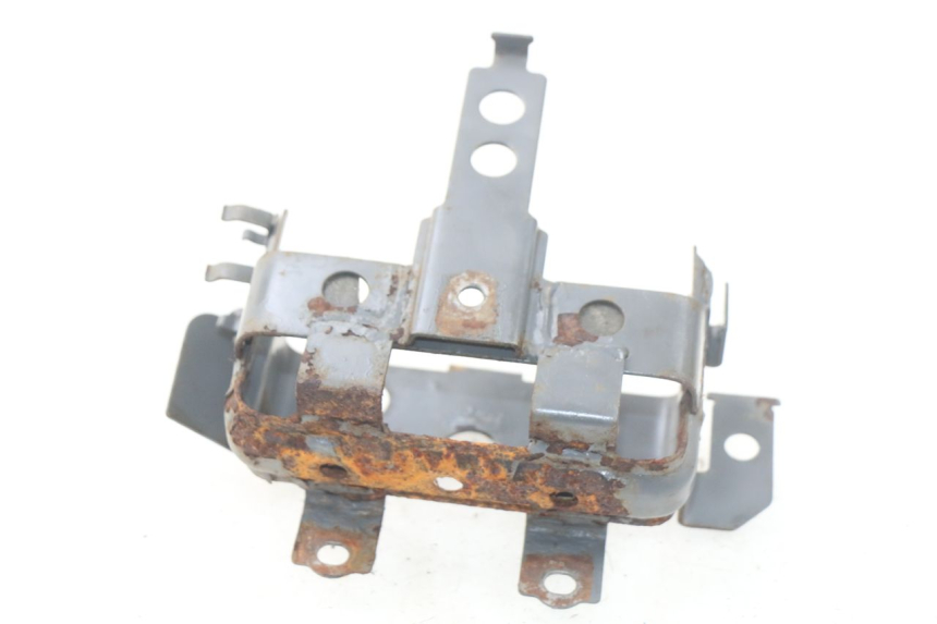 photo de BATTERIEFACH HONDA SCV LEAD 100 (2003 - 2007) - Detailansicht des Bauteils