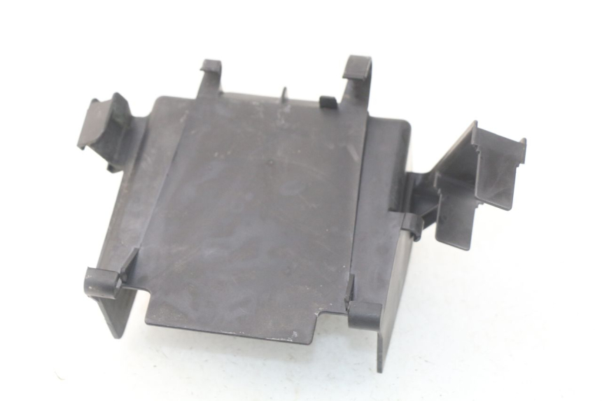 photo de BATTERIEKASTEN HONDA SES DYLAN 125 (2002 - 2006) - Detailansicht des Bauteils