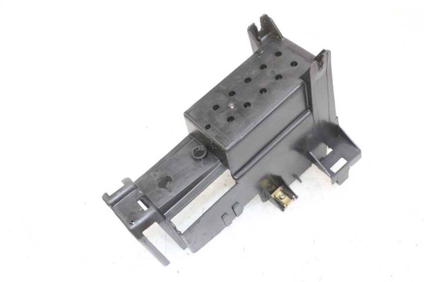 photo de BATTERIEKASTEN PEUGEOT SPEEDFIGHT 2 LC 50 (2000 - 2009) - Zoom auf Gebrauchszustand