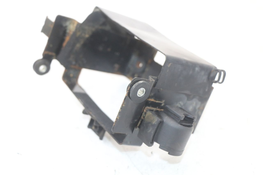 photo de BATTERIEKASTEN SUZUKI GS F 500 (2004 - 2007) - Zoom auf Gebrauchszustand