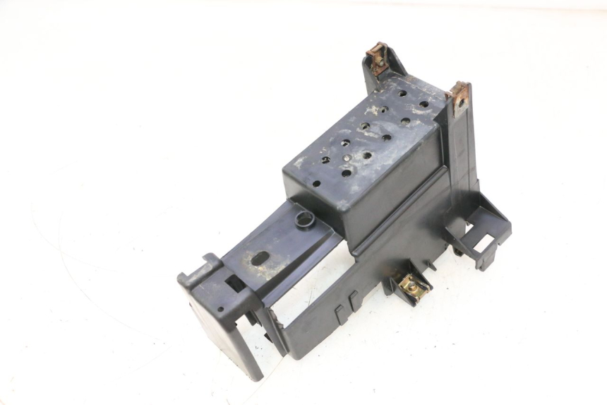 photo de BATTERIEKASTEN PEUGEOT TREKKER 50 (1995 - 2004) - Zoom auf Gebrauchszustand