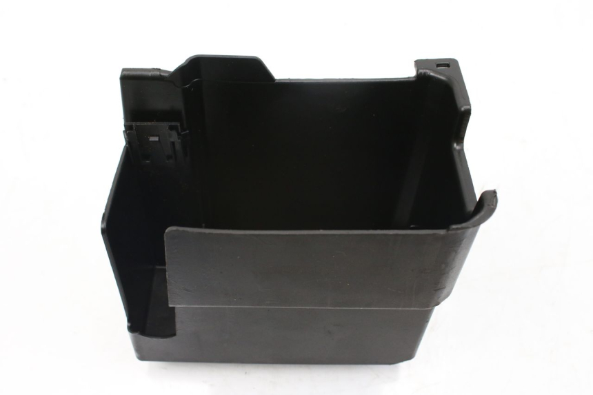 photo de BATTERIEFACH PIAGGIO VESPA GTS IGET ABS 125 (2017 - 2023) - Hauptansicht