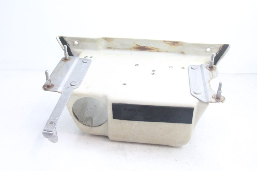 photo de BATTERIEKASTEN YAMAHA WAVE RUNNER GP R 1200 (2000 - 2003) - Technische Nahaufnahme