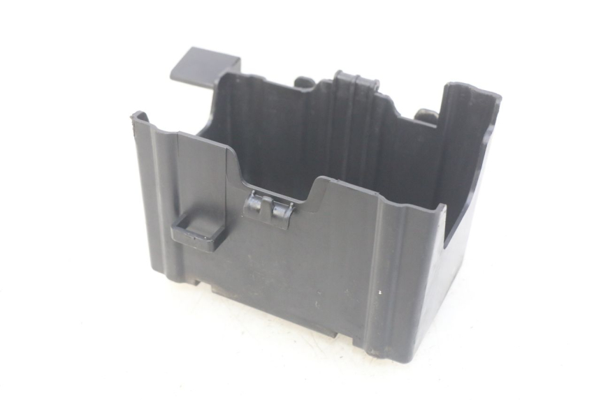 photo de BATTERIEFACH SYM WOLF SB 125 (2011 - 2018) - Zoom auf Gebrauchszustand