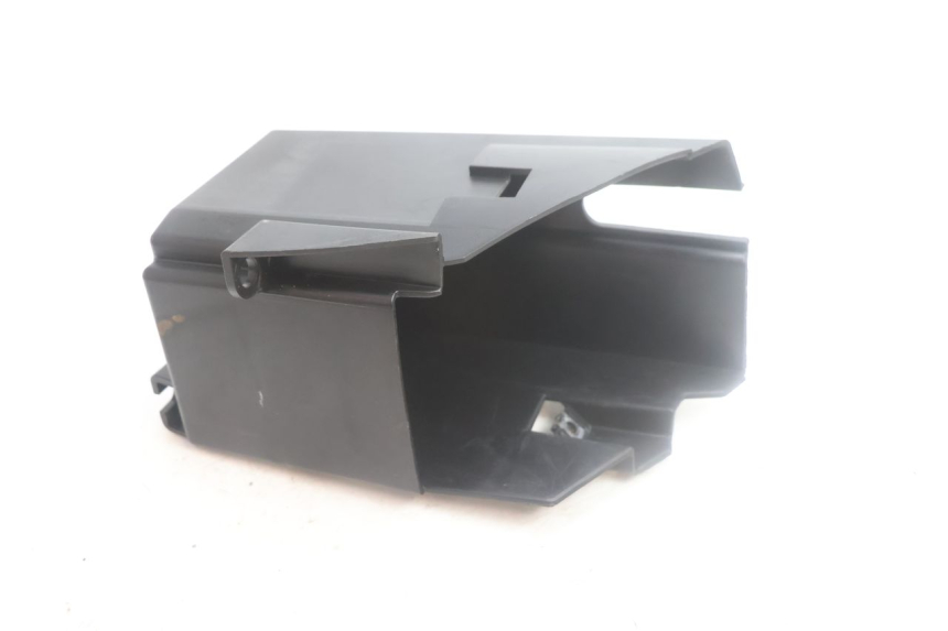 photo de BATTERIEFACH YAMAHA XMAX X-MAX 125 (2006 - 2009) - Hauptansicht