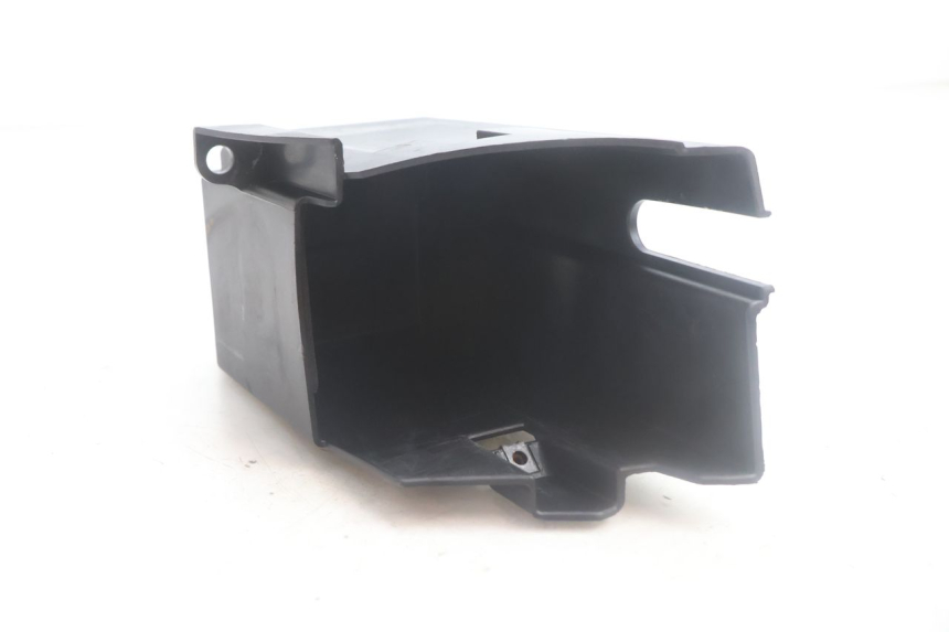 photo de BATTERIEFACH YAMAHA XMAX X-MAX 125 (2006 - 2009) - Zoom auf Gebrauchszustand
