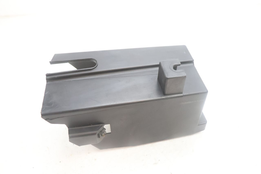 photo de BATTERIEFACH YAMAHA XMAX X-MAX 125 (2006 - 2009) - Alternative Perspektive
