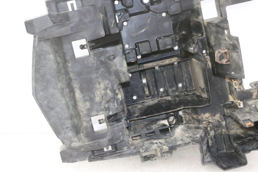 photo de BATTERIEKASTEN YAMAHA YFM GRIZZLY 550 (2008 - 2015) - Oberflächenzustand und Material