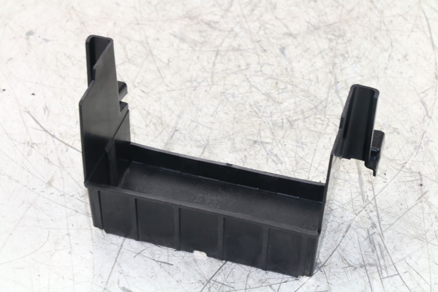 photo de BATTERIEKASTEN YAMAHA YP MAJESTY ABS 400 (2007 - 2009) - Zoom auf Gebrauchszustand