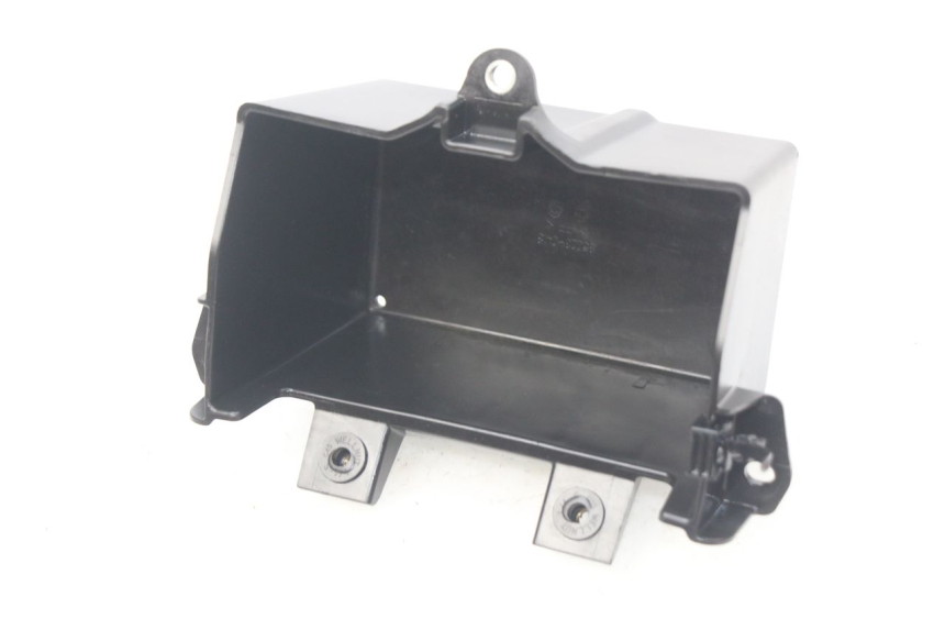 photo de BATTERIEFACH KAWASAKI Z 650 (2016 - 2019) - Zoom auf Gebrauchszustand