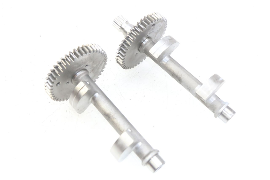 photo de MOTORHALTERUNG HONDA FJS SILVERWING SILVER WING 400 (2009 - 2016) - Technische Nahaufnahme