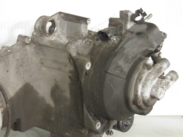 photo de MOTORGEHÄUSE PIAGGIO MP3 RL 125 (2006 - 2014) - Alternative Perspektive