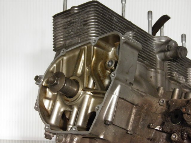 photo de MOTORGEHÄUSE SUZUKI GSF N BANDIT 600 (1996 - 1999) - Details der Befestigungspunkte