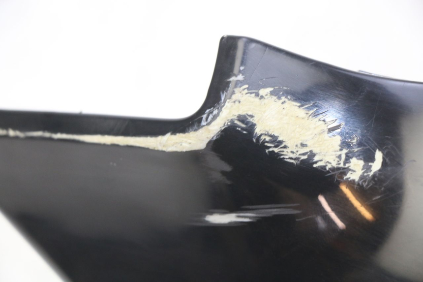 photo de RECHTER HINTERER SEITENSCHWELLER KYMCO AGILITY 16+ 4T 50 (2018 - 2023) - Zoom auf Gebrauchszustand