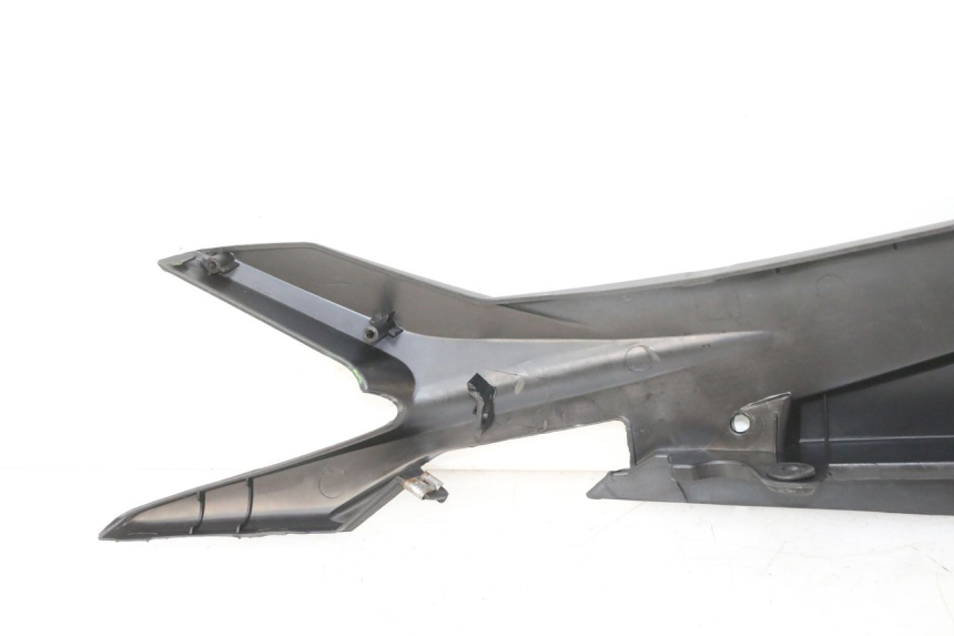 photo de UNTERBODEN HINTEN RECHTS STAHO FH 50 (2018 - 2019) - Technische Nahaufnahme