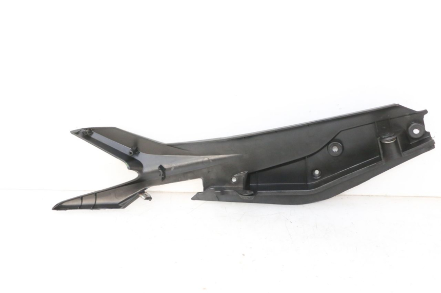 photo de UNTERBODEN HINTEN RECHTS STAHO FH 50 (2018 - 2019) - Details der Befestigungspunkte