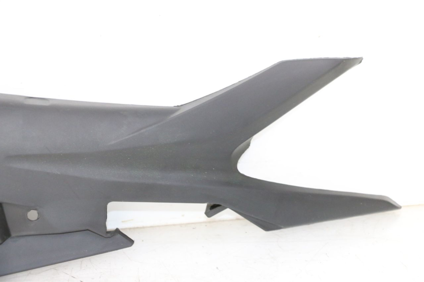 photo de UNTERBODEN HINTEN RECHTS STAHO FH 50 (2018 - 2019) - Geprüftes Gebrauchtteil