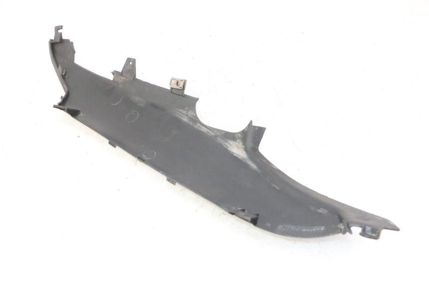 photo de UNTERBODEN HINTEN RECHTS GILERA NEXUS 300 (2008 - 2013) - Detailansicht des Bauteils