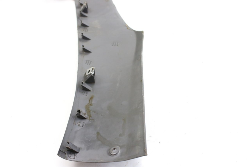 photo de RECHTER HINTERER SEITENSCHWELLER PIAGGIO HEXAGON 2T 125 (1994 - 1998) - Technische Nahaufnahme